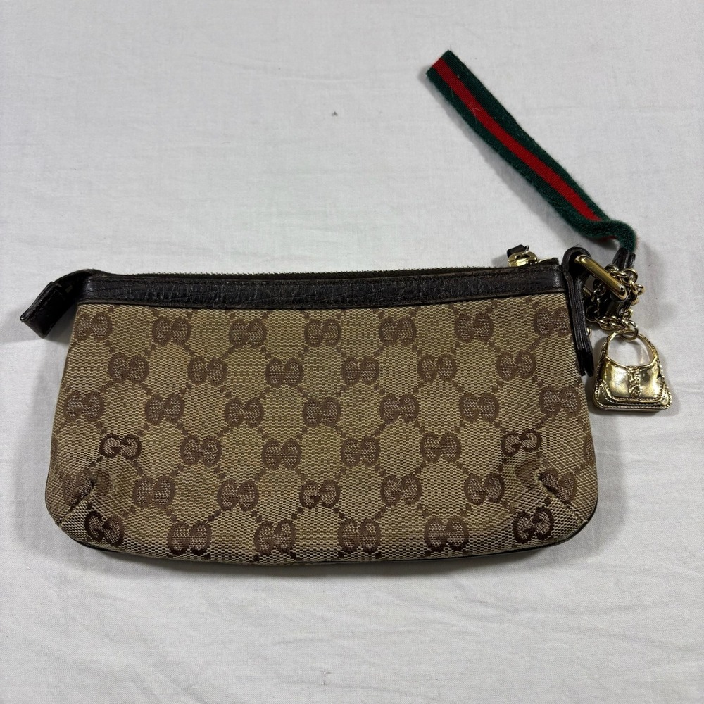 Authentic Gucci Wristlet Pouch Monogram Pre-Owned GG Canvas Web Stripe Charm - Picture 3 of 5